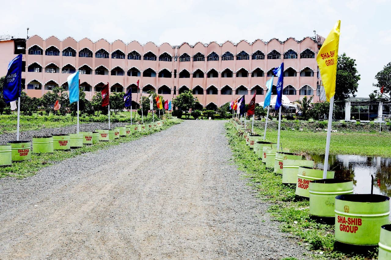 Institute of Aeronautics and Engineering Bhopal  Labs & Library photo 5